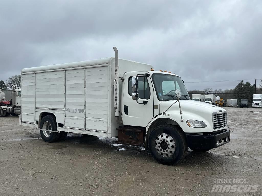 Freightliner M2 Товарни камиони за напитки