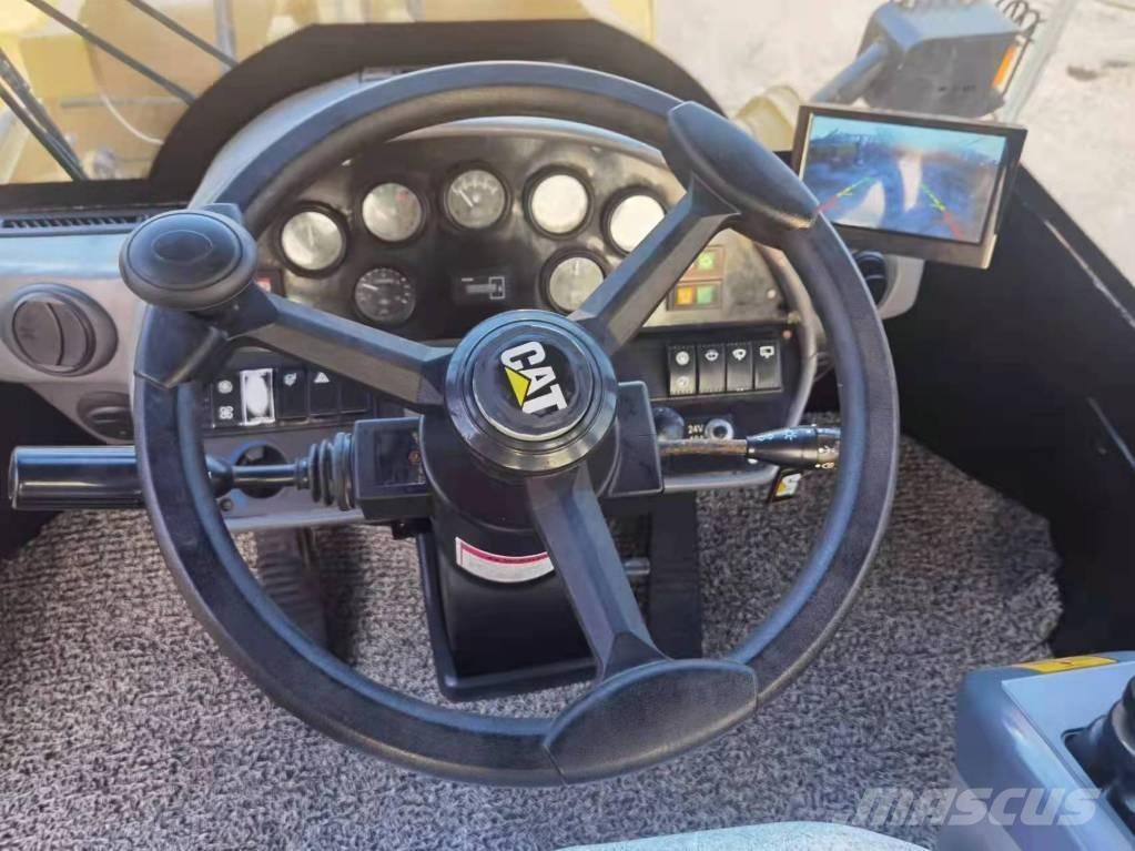 CAT 966 H Колесни товарачи