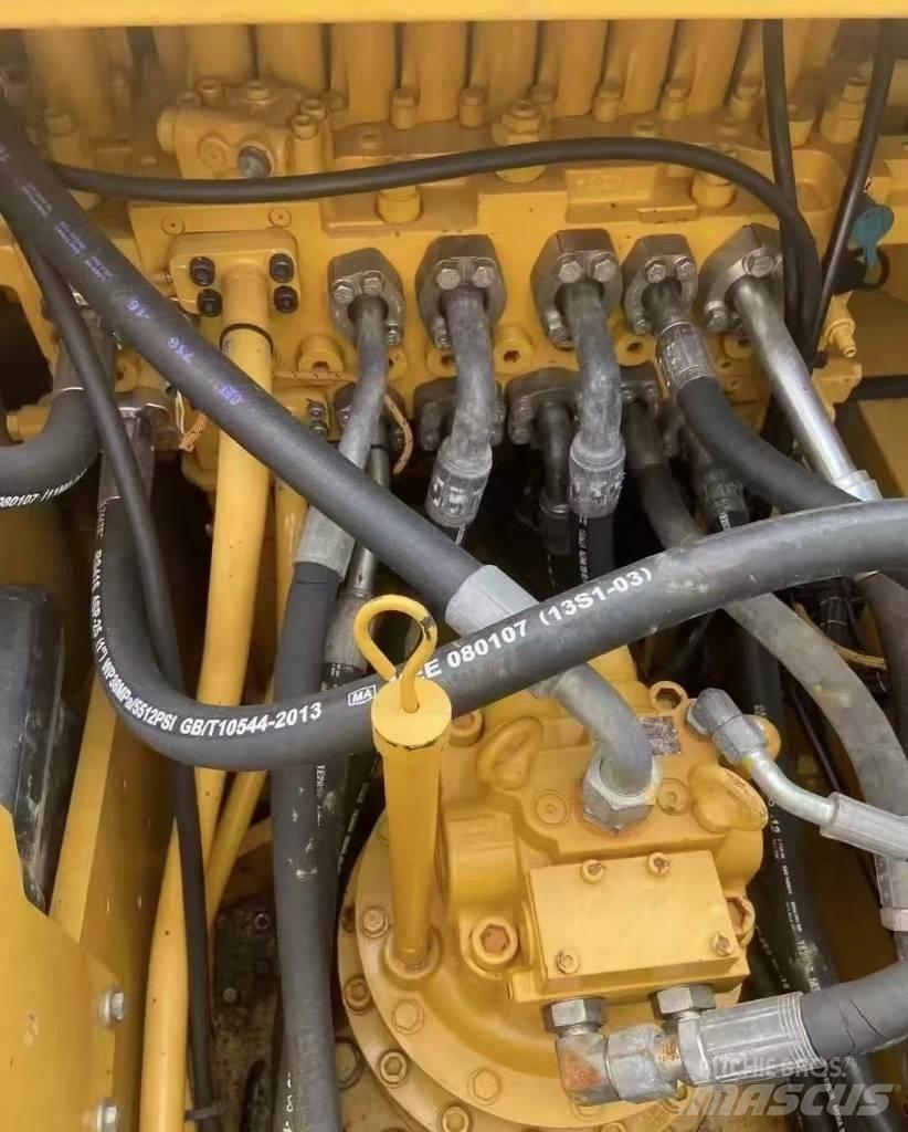 CAT 320 D Верижен екскаватор