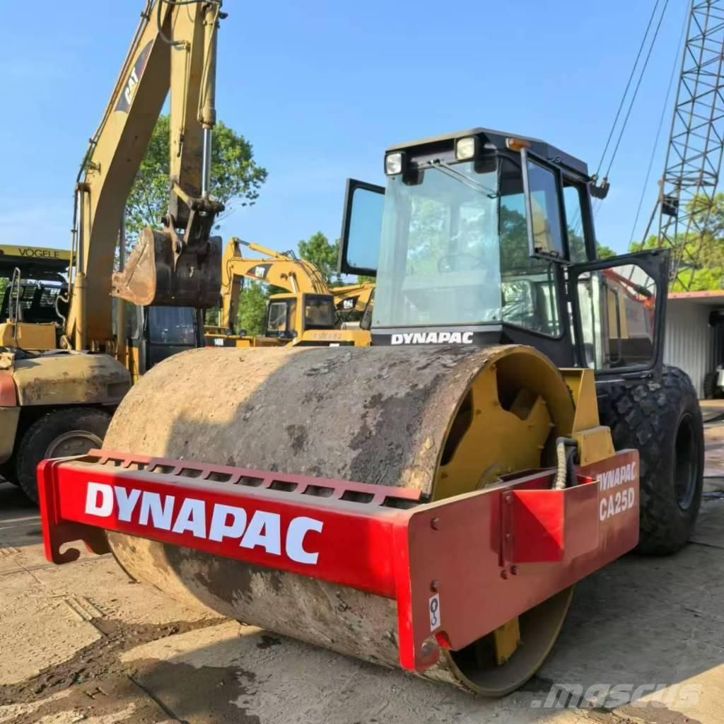 Dynapac CA 25 D Еднобарабанни ролки
