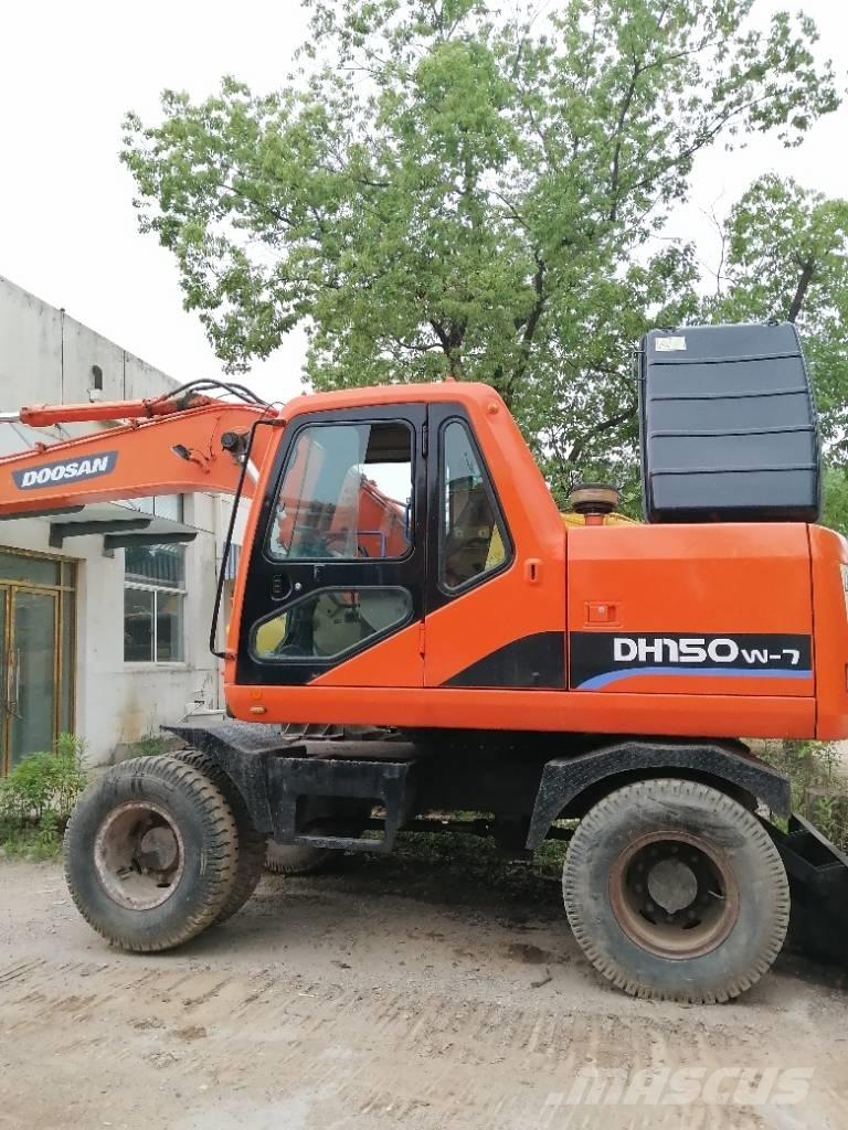 Doosan DH 150 W-7 Верижен екскаватор