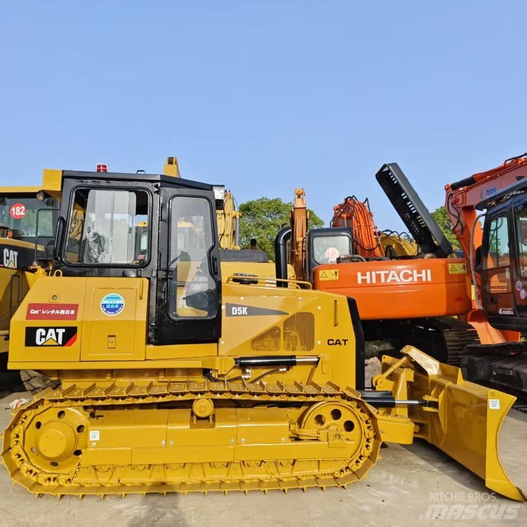 CAT D 5 K Верижни булдозери
