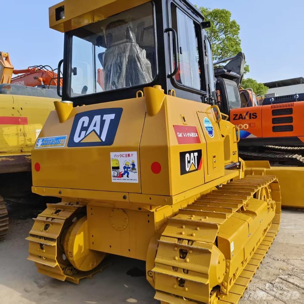 CAT D 5 K Верижни булдозери
