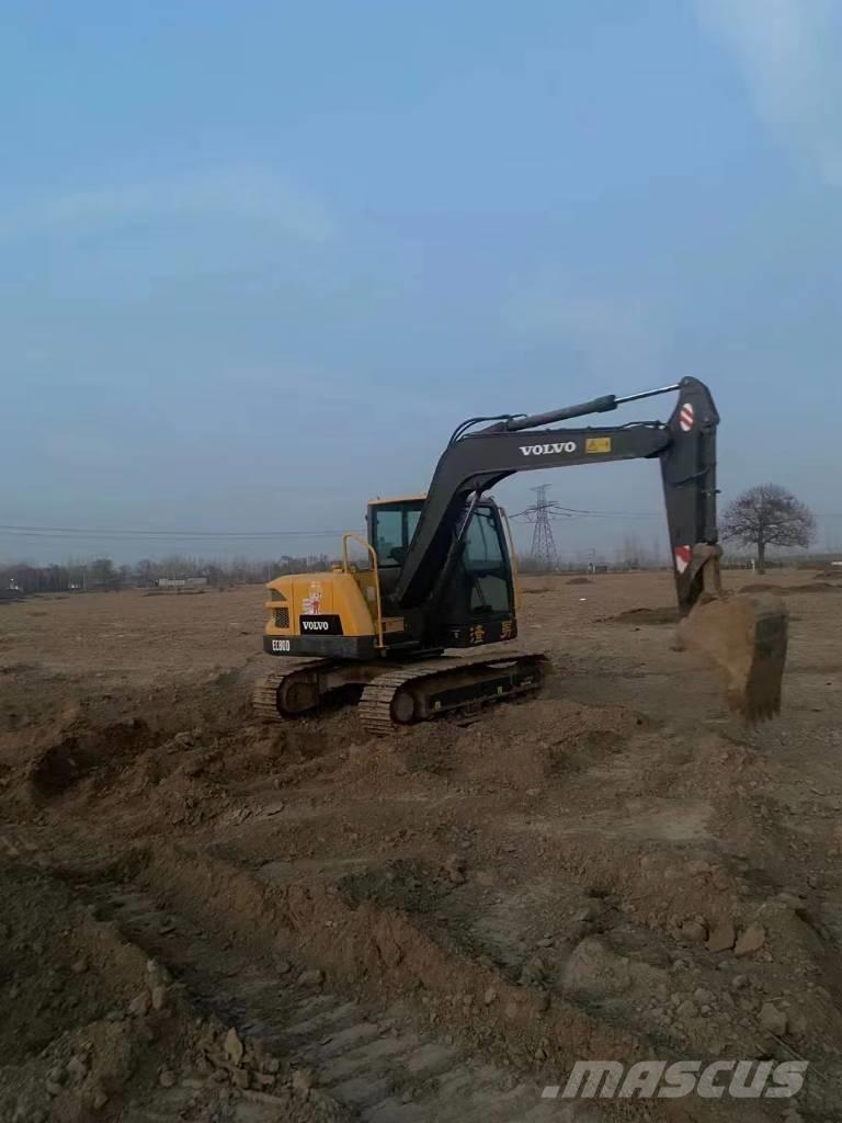 Volvo EC80D Средни екскаватори 7т - 12т