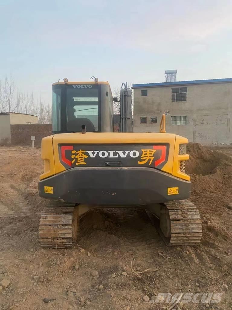 Volvo EC80D Средни екскаватори 7т - 12т