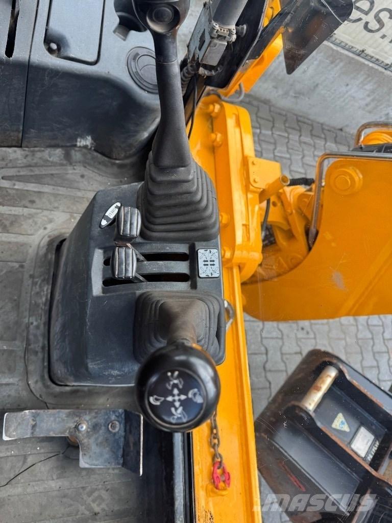 JCB 2 CX Товарач със заден ексватор