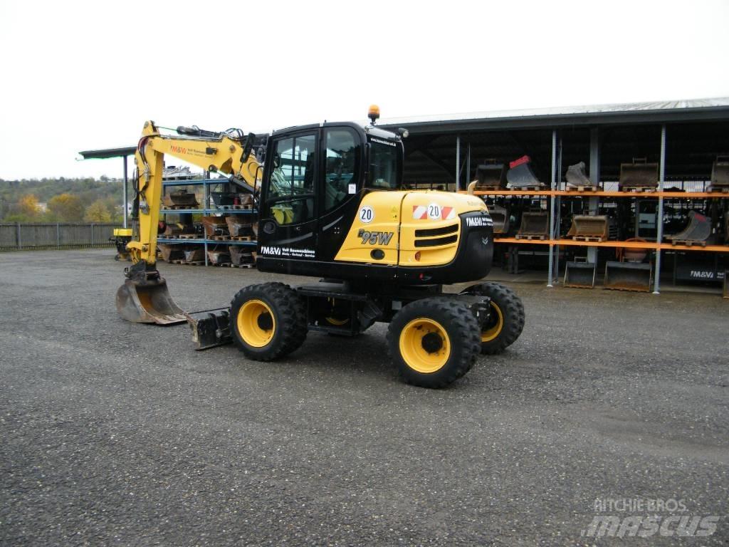 Yanmar B95W Колесни екскаватори