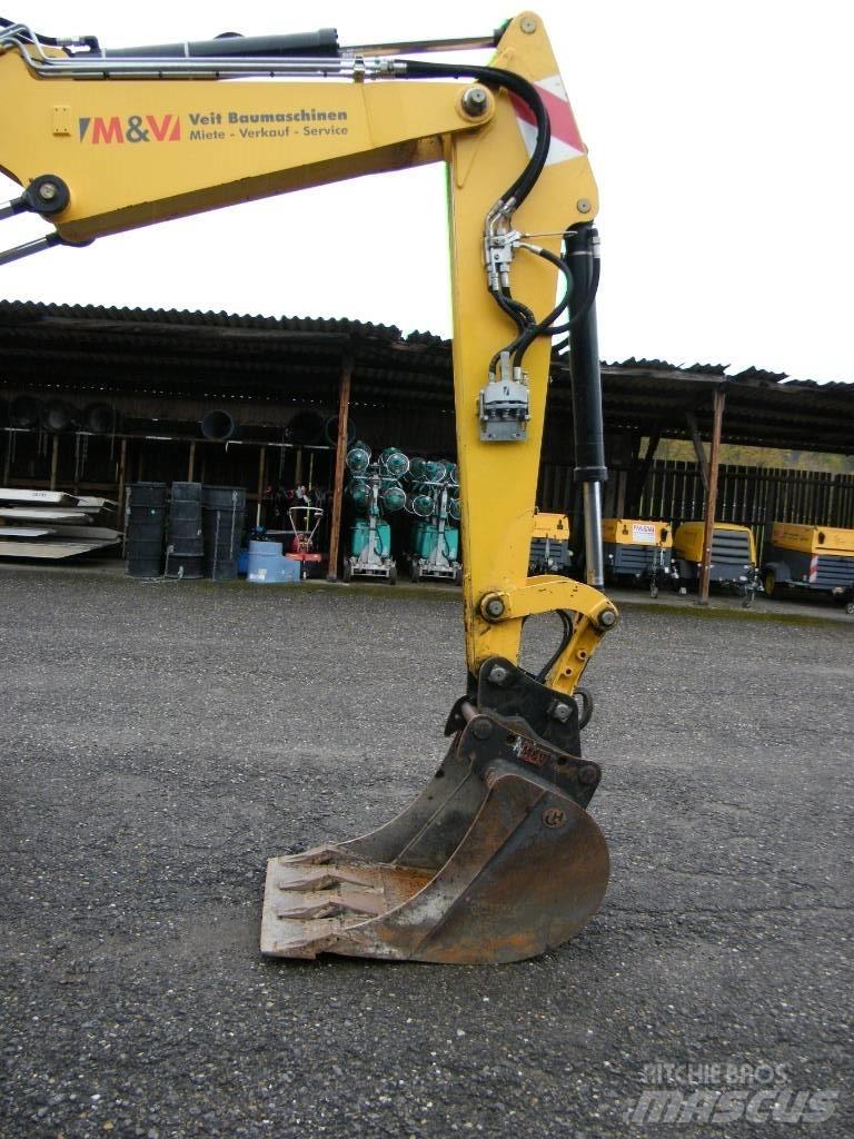 Yanmar B95W Колесни екскаватори