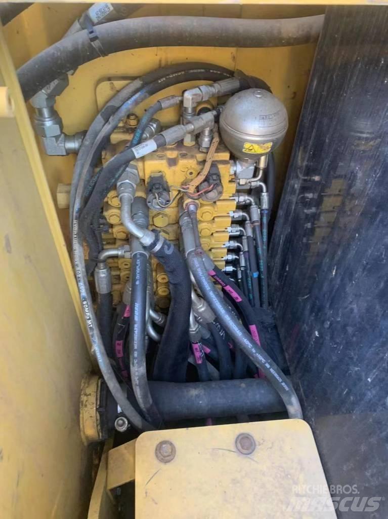 CAT 305.5e2 Верижен екскаватор