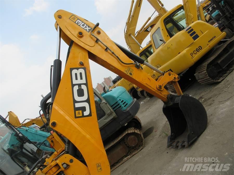 JCB 3 CX Товарач със заден ексватор