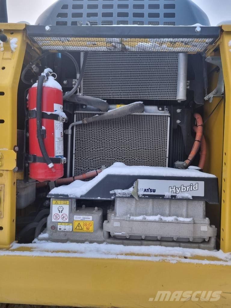 Komatsu HB 215 LC-2 Верижен екскаватор