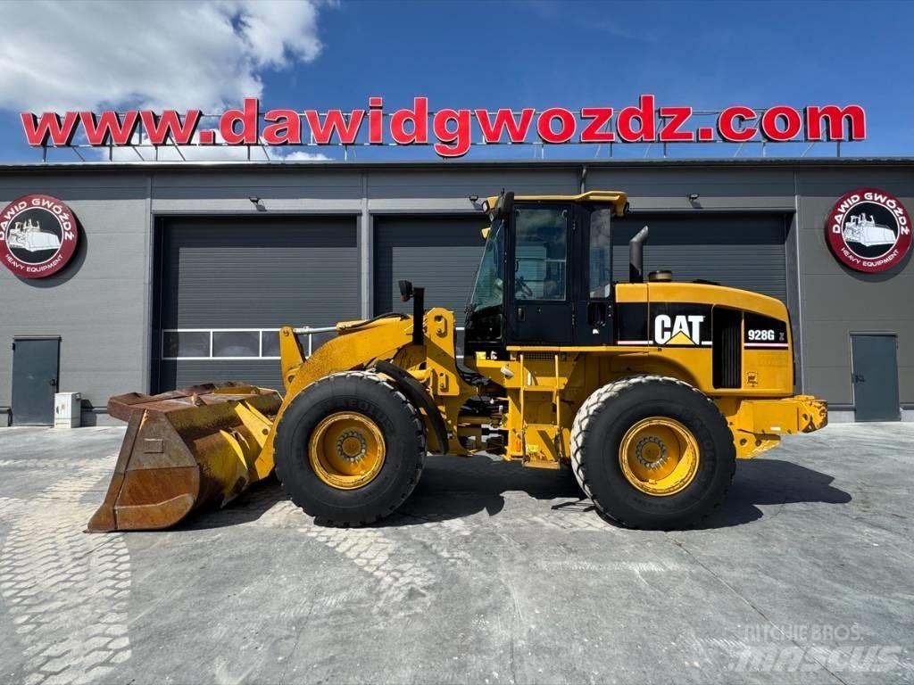 CAT 928 G z Колесни товарачи