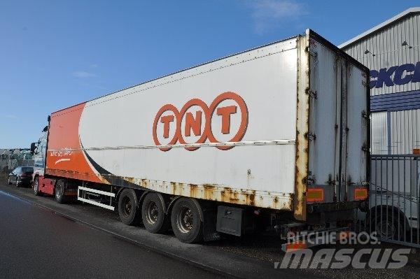 Nokab Skåptrailer Полуремаркета фургони

