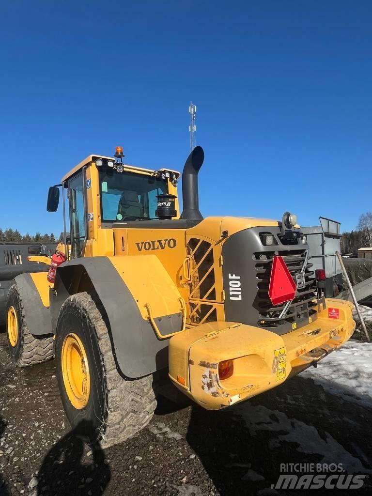 Volvo L 110 F Колесни товарачи