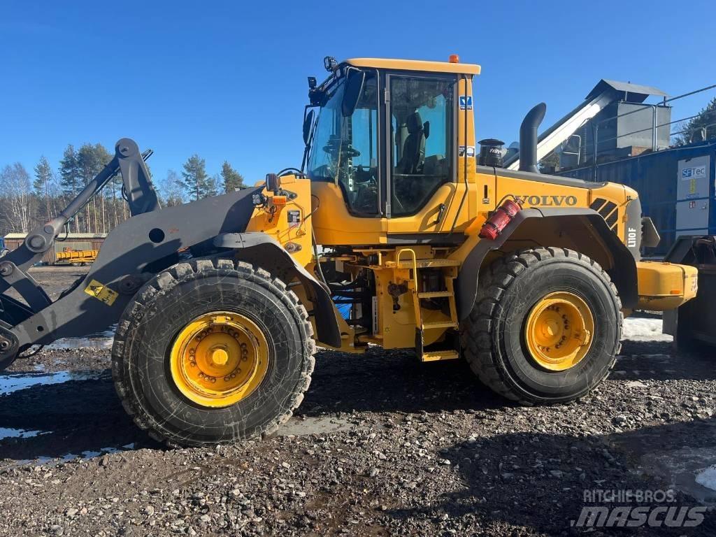 Volvo L 110 F Колесни товарачи