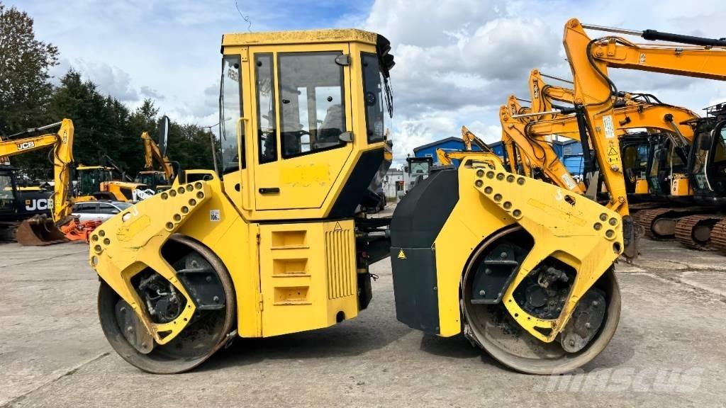 Bomag BW 154 AD-4 Двойни барабанни ролки
