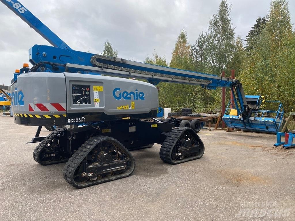 Genie S 65 xc TRAX Съчленени стрелови подемници