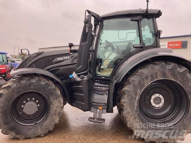 Valtra T 254 V Трактори