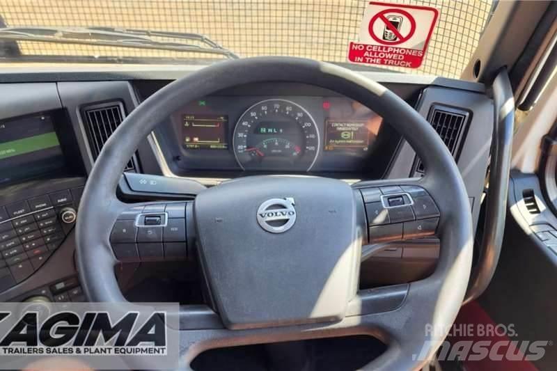 Volvo FMX 440 Други