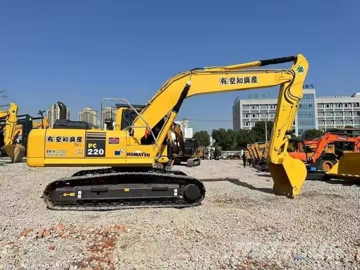 Komatsu PC 220 Верижен екскаватор