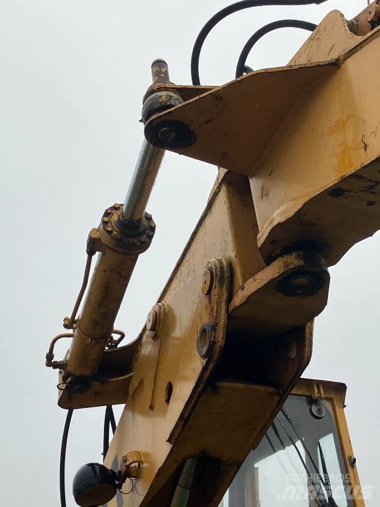 Liebherr A 901 C Колесни екскаватори