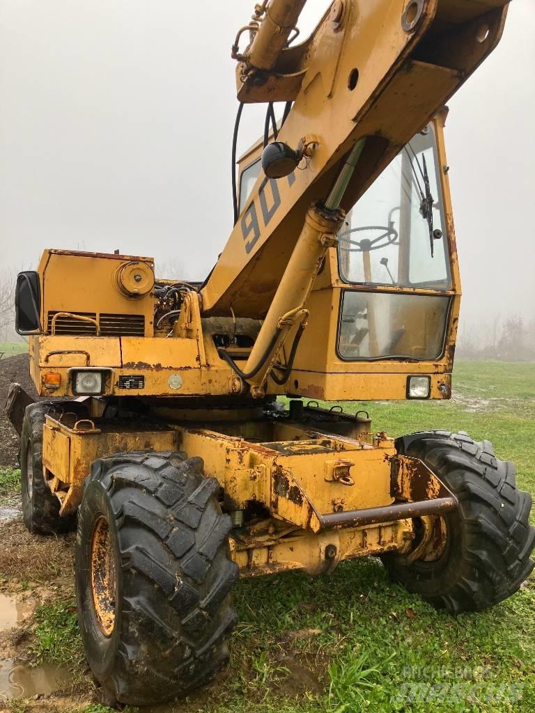 Liebherr A 901 C Колесни екскаватори