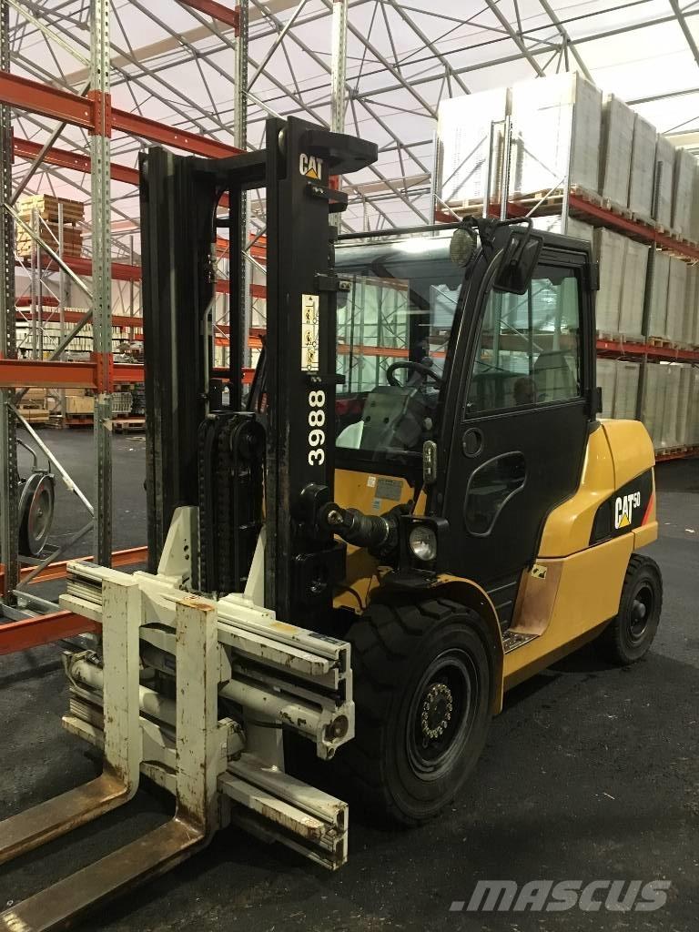 CAT DP 50 N Дизелови камиони