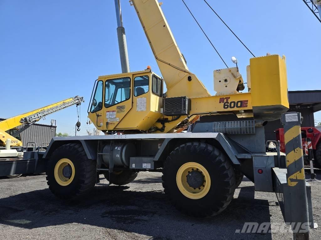 Grove RT 600 E Кранове за тежък терен