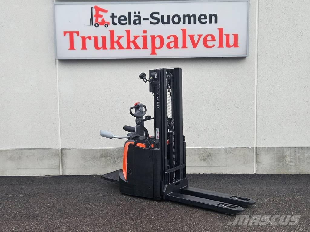 Toyota SPE120 L Самоходни товарачи