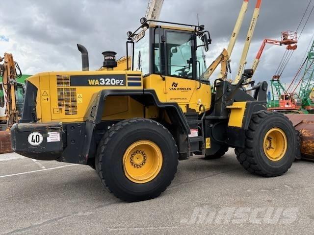 Komatsu WA 320 PZ-6 Колесни товарачи