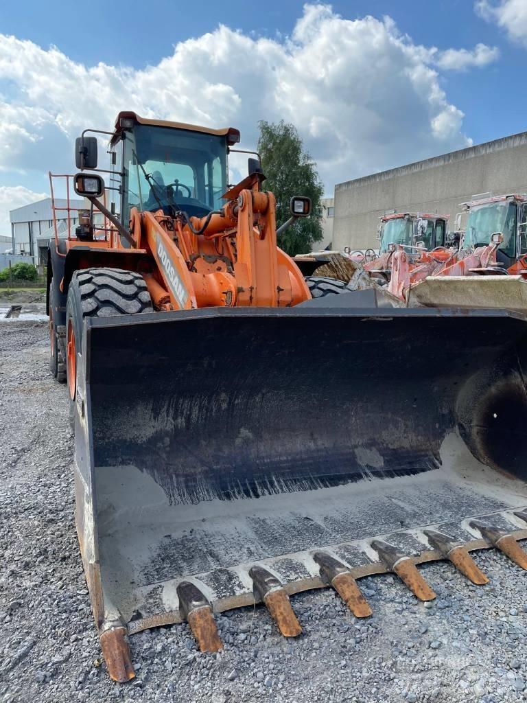 Doosan DL 420 Колесни товарачи