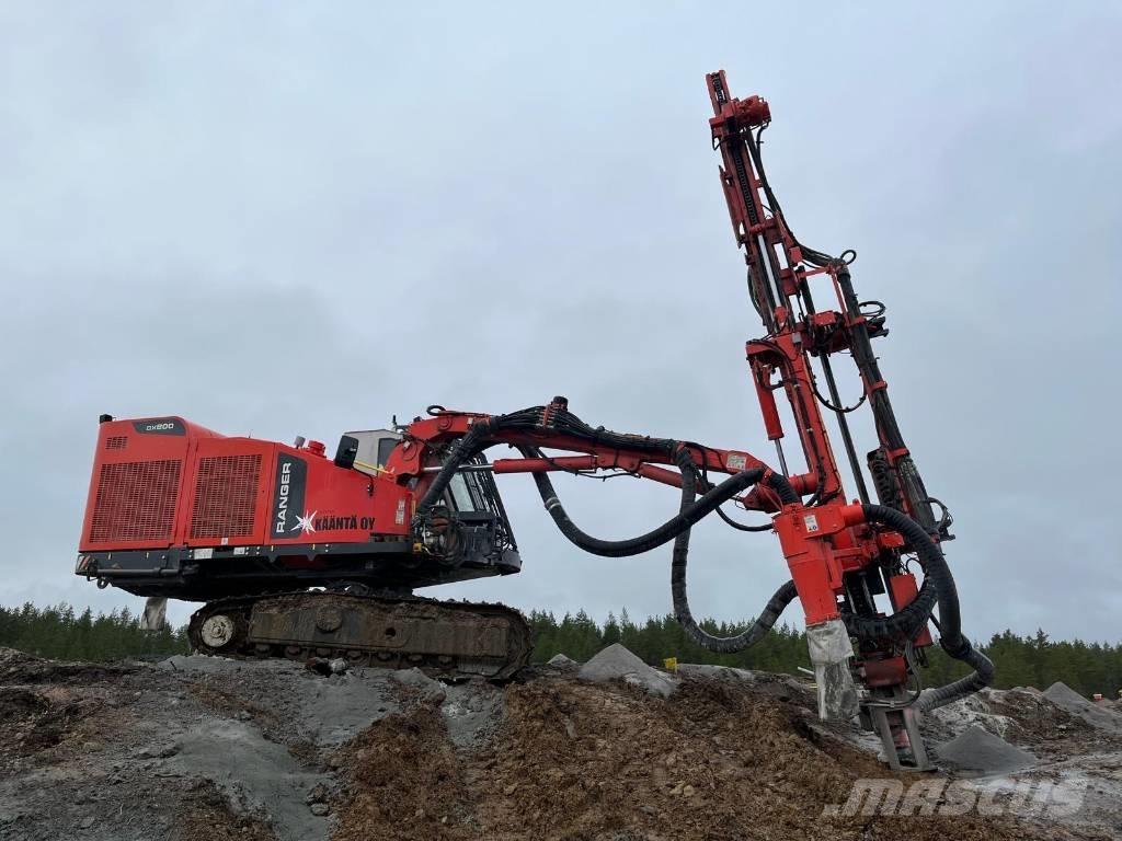 Sandvik DX800 Апаратура за повърхностна редова сеидба