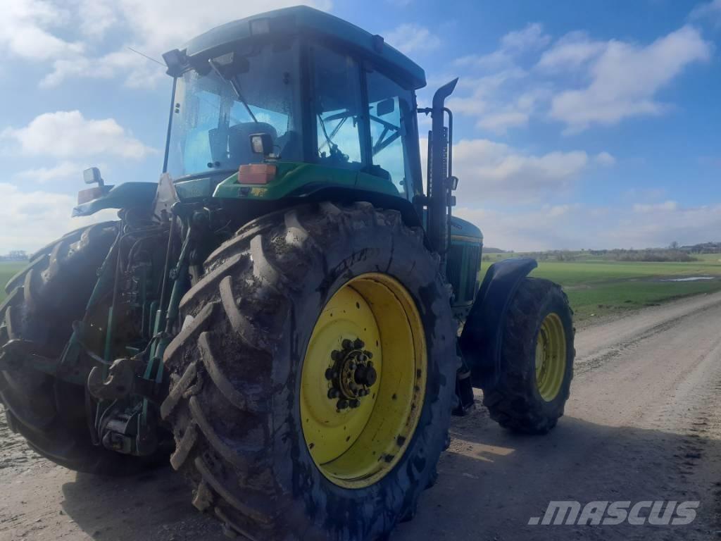 John Deere 7800 Трактори