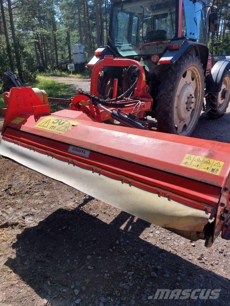 Maschio Giraffa 210 Стъблорезачки