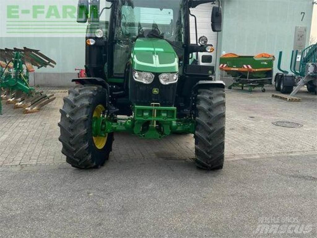 John Deere 6090m Трактори