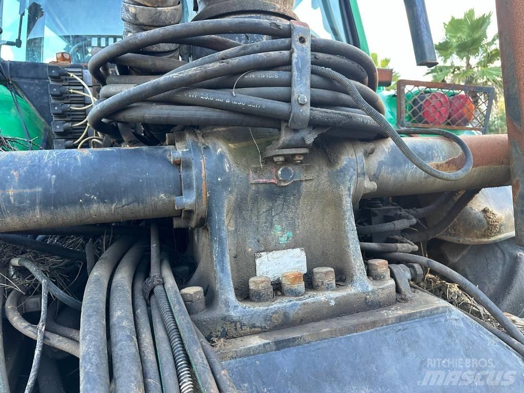 Valtra T130 Горски трактори