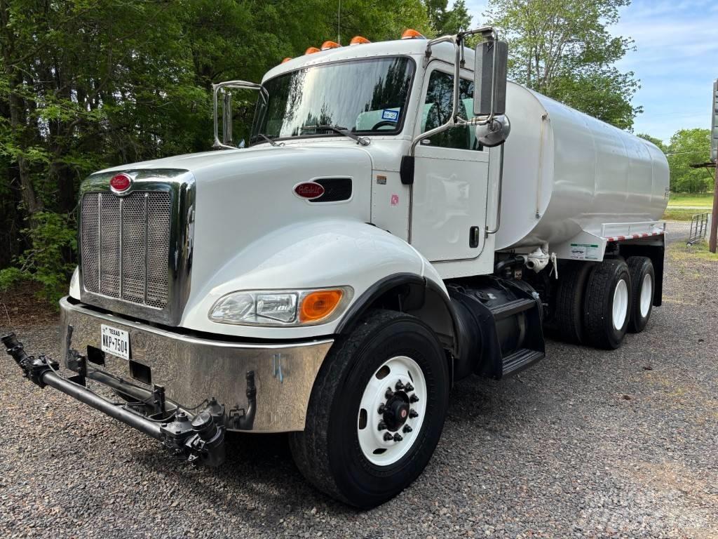 Peterbilt 348 Цистерни за вода
