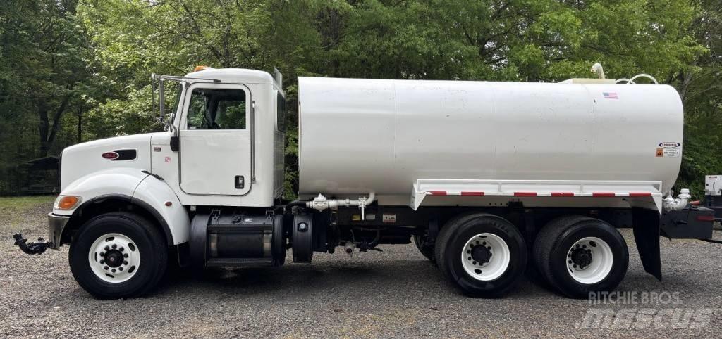Peterbilt 348 Цистерни за вода

