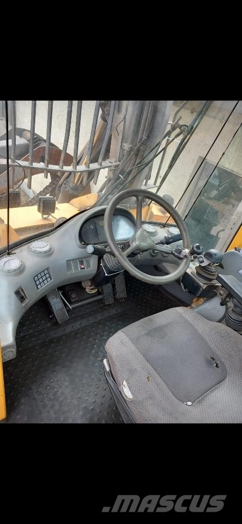 Volvo L 180 E Колесни товарачи