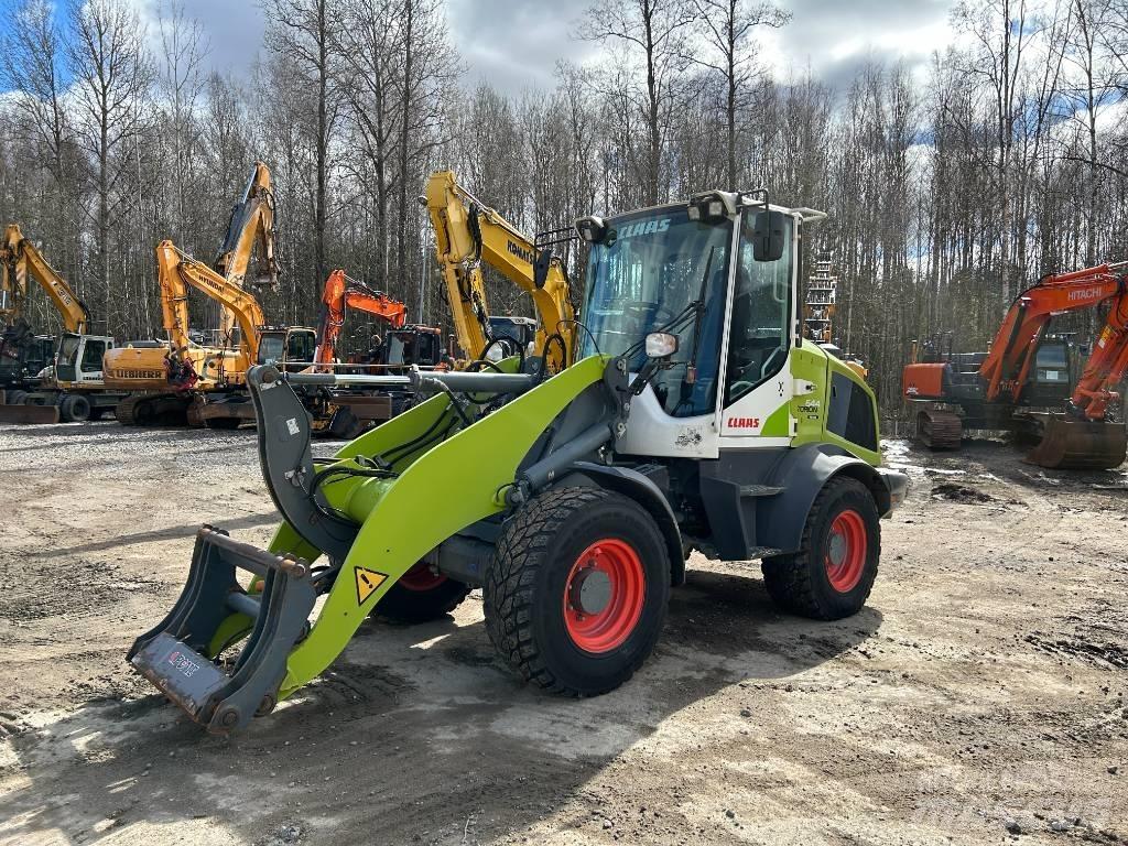 CLAAS Torion 644 Колесни товарачи