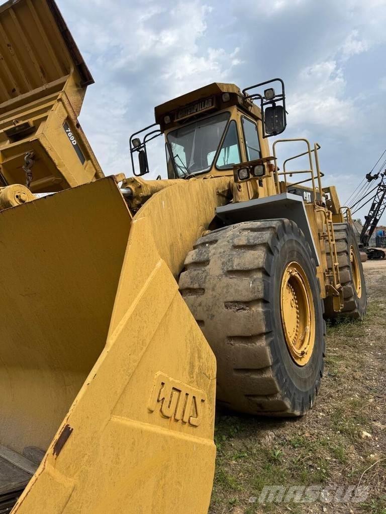 CAT 988F Колесни товарачи