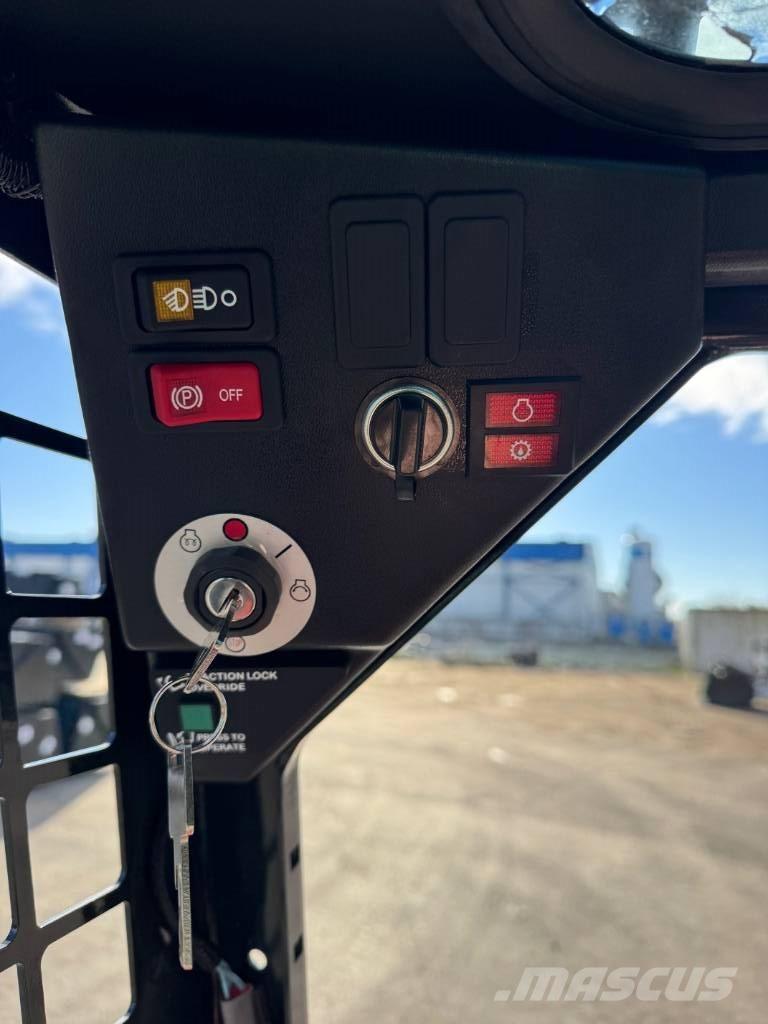 Bobcat S 70 Мини товарачи
