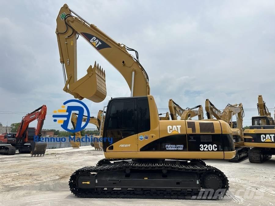 CAT 320CL Мини екскаватори < 7 т