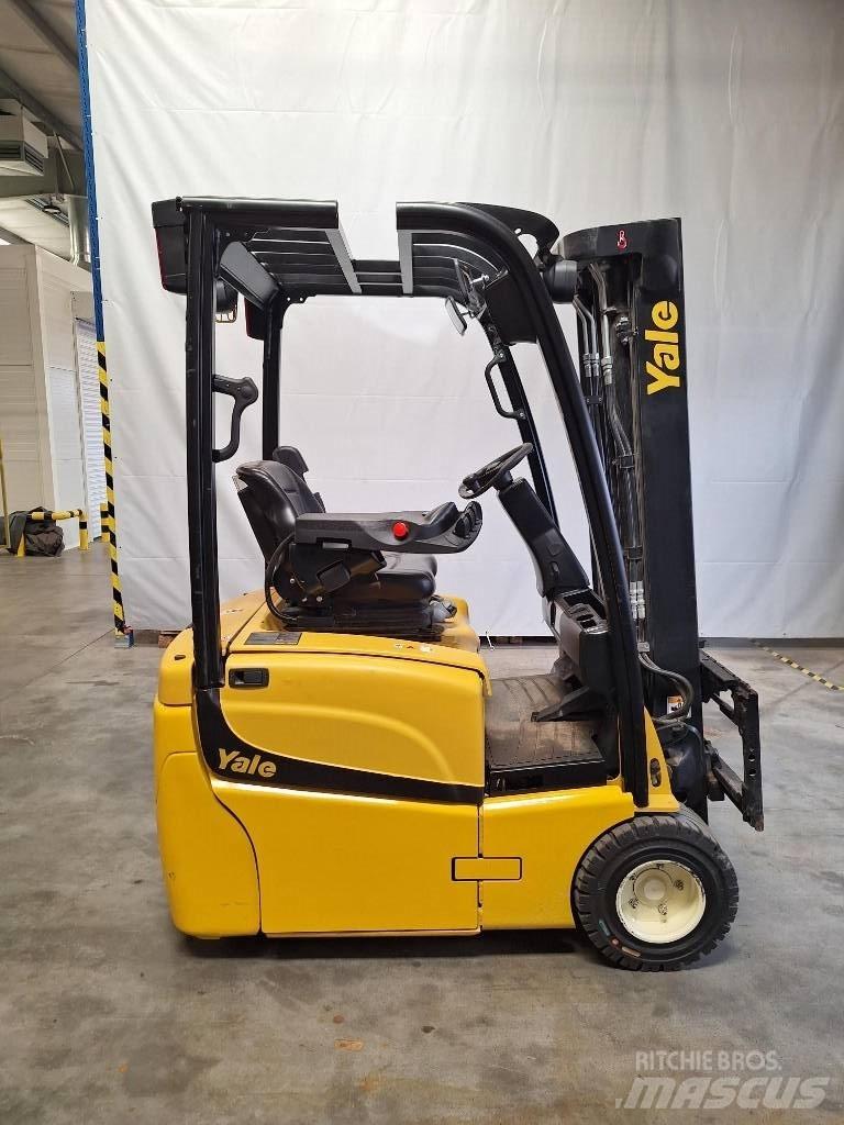 Yale ERP15VT SWB Електрически вилични кари-повдигачи