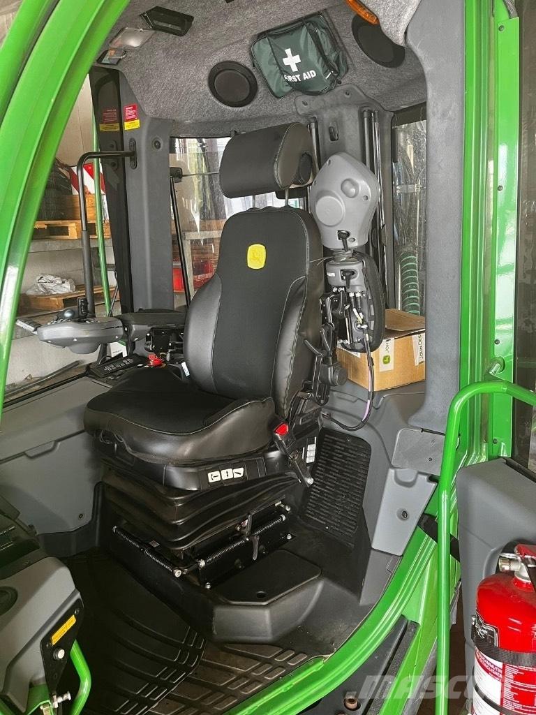 John Deere 1910G Форуардери
