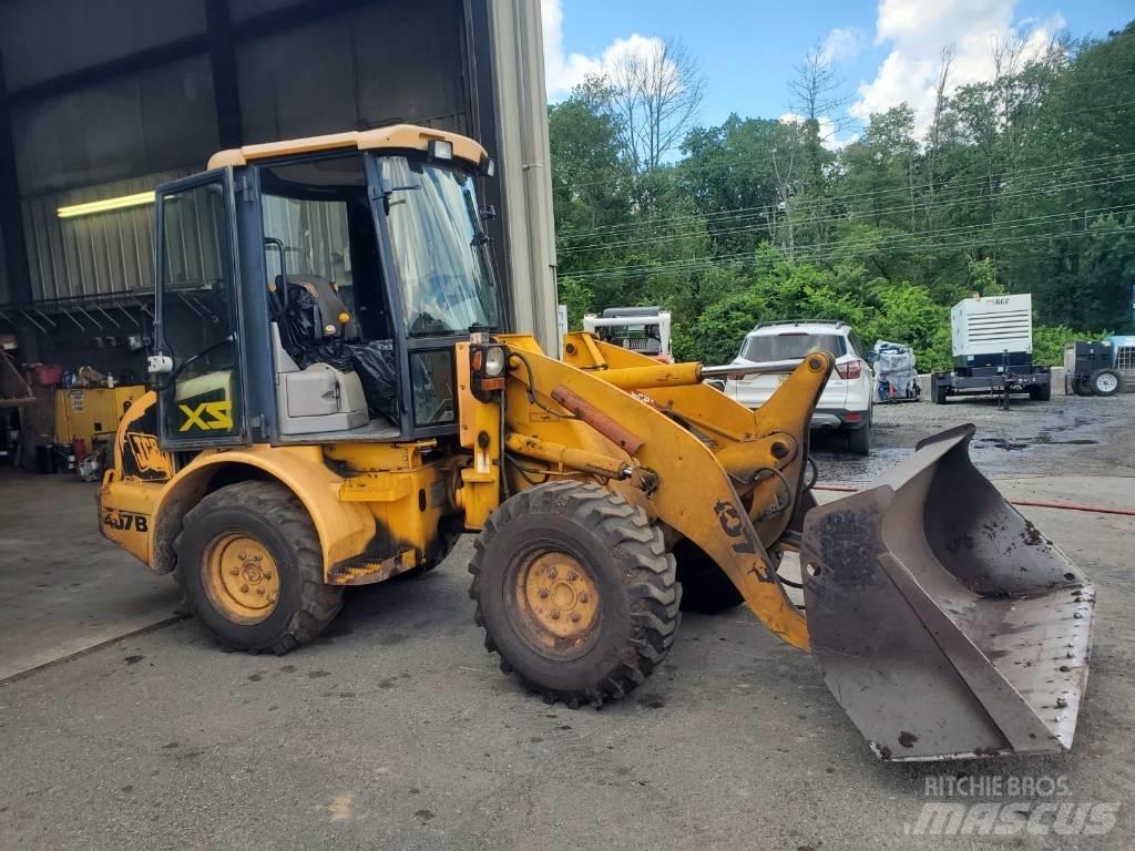 JCB 407 B Колесни товарачи