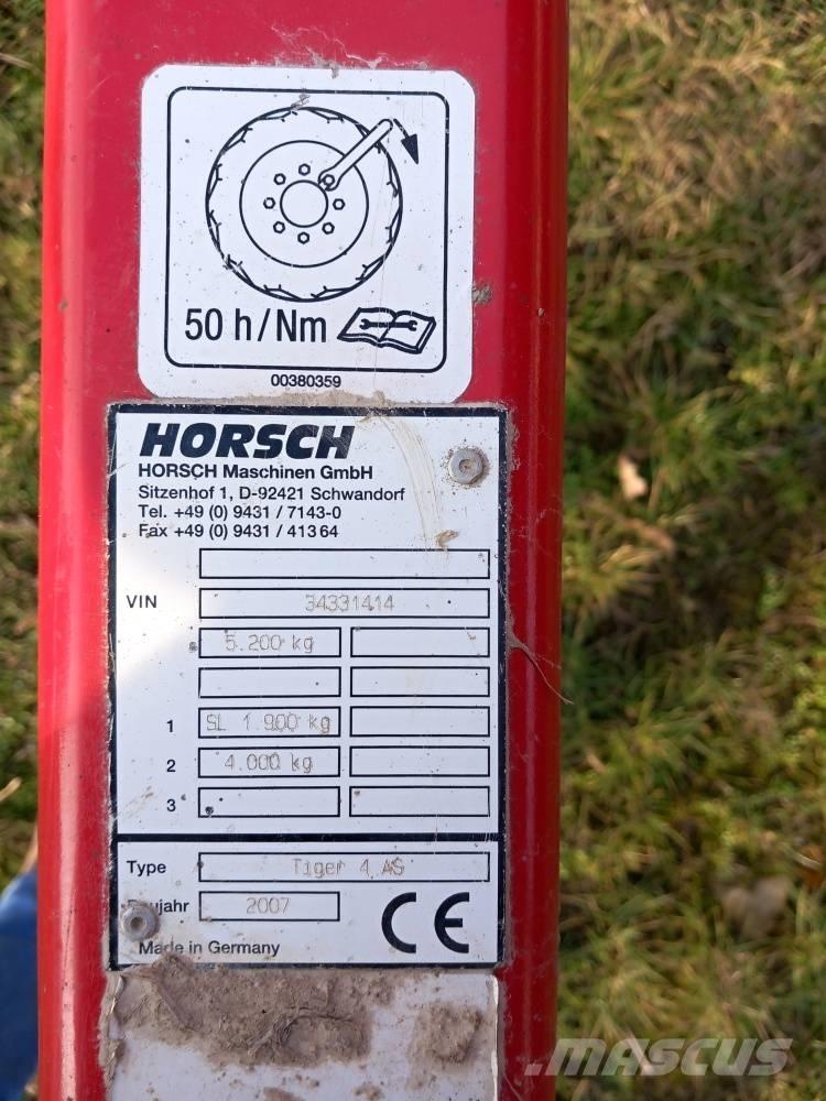 Horsch Tiger 4 AS Длетови плугове
