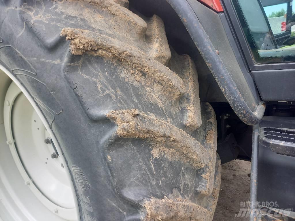 Valtra T 190 Трактори