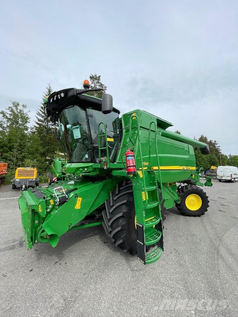 John Deere W540 Комбайни