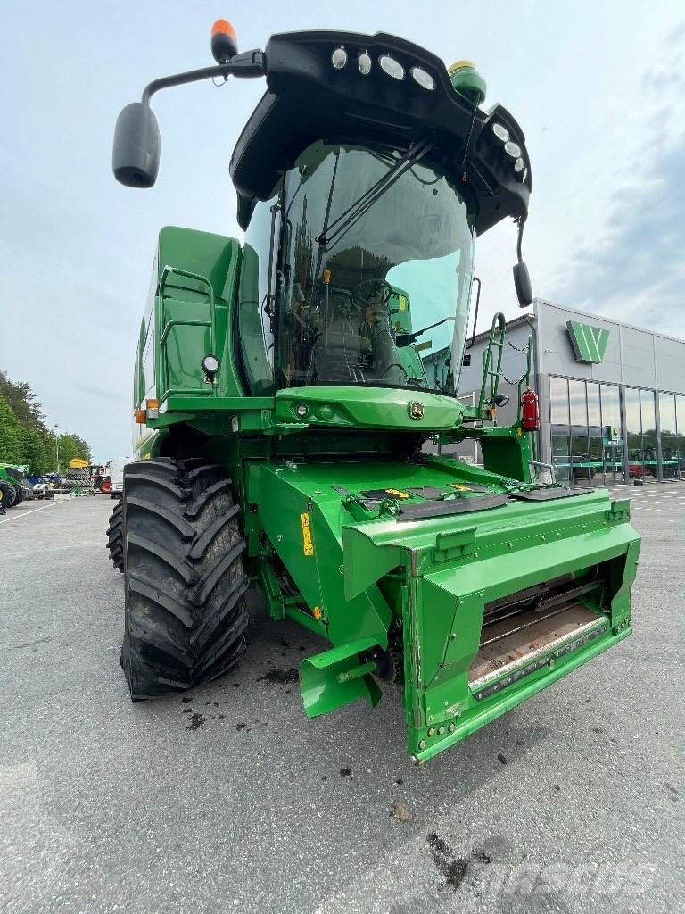 John Deere W540 Комбайни